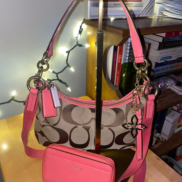 Coach Pink and Brown Shoulder Bag with Signature Pattern
2-fer & 2 keychains - Picture 3 of 8